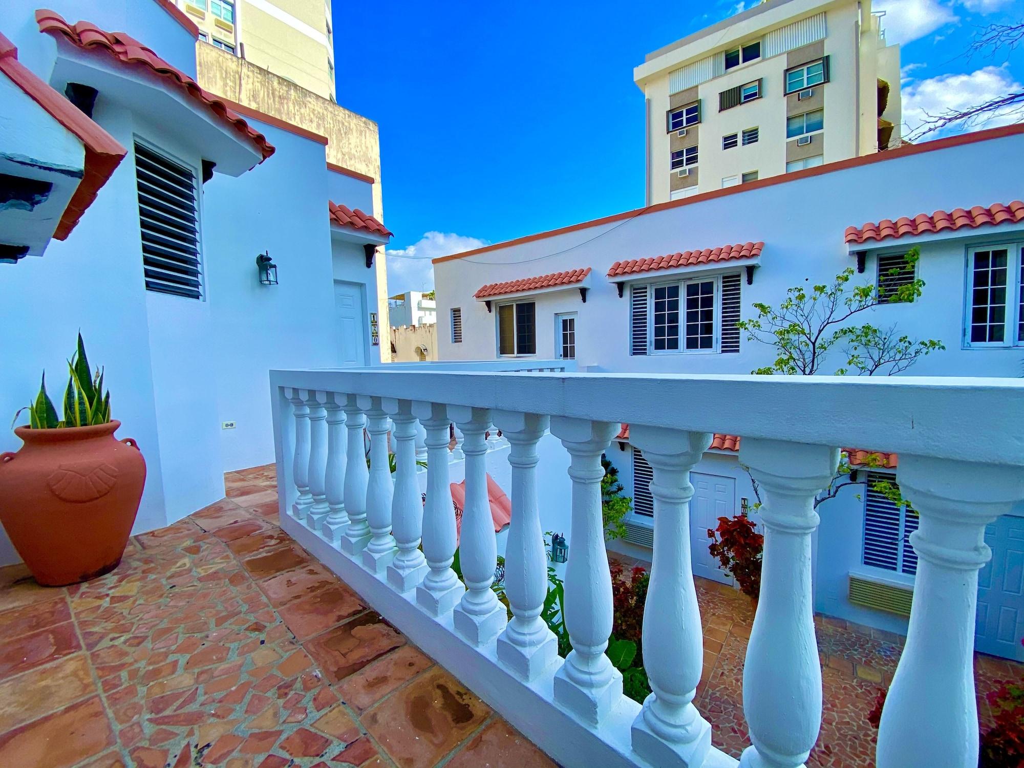 At Wind Chimes Boutique Hotel سان خوان المظهر الخارجي الصورة